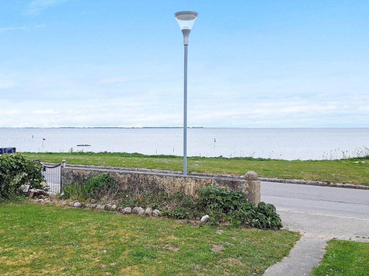 4 Person Holiday Home In Bandholm Exteriör bild