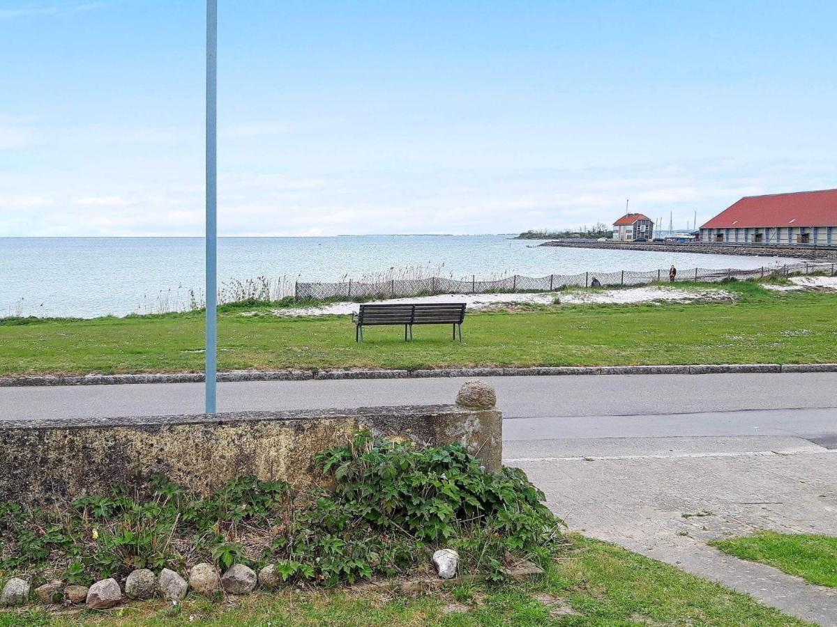 4 Person Holiday Home In Bandholm Exteriör bild