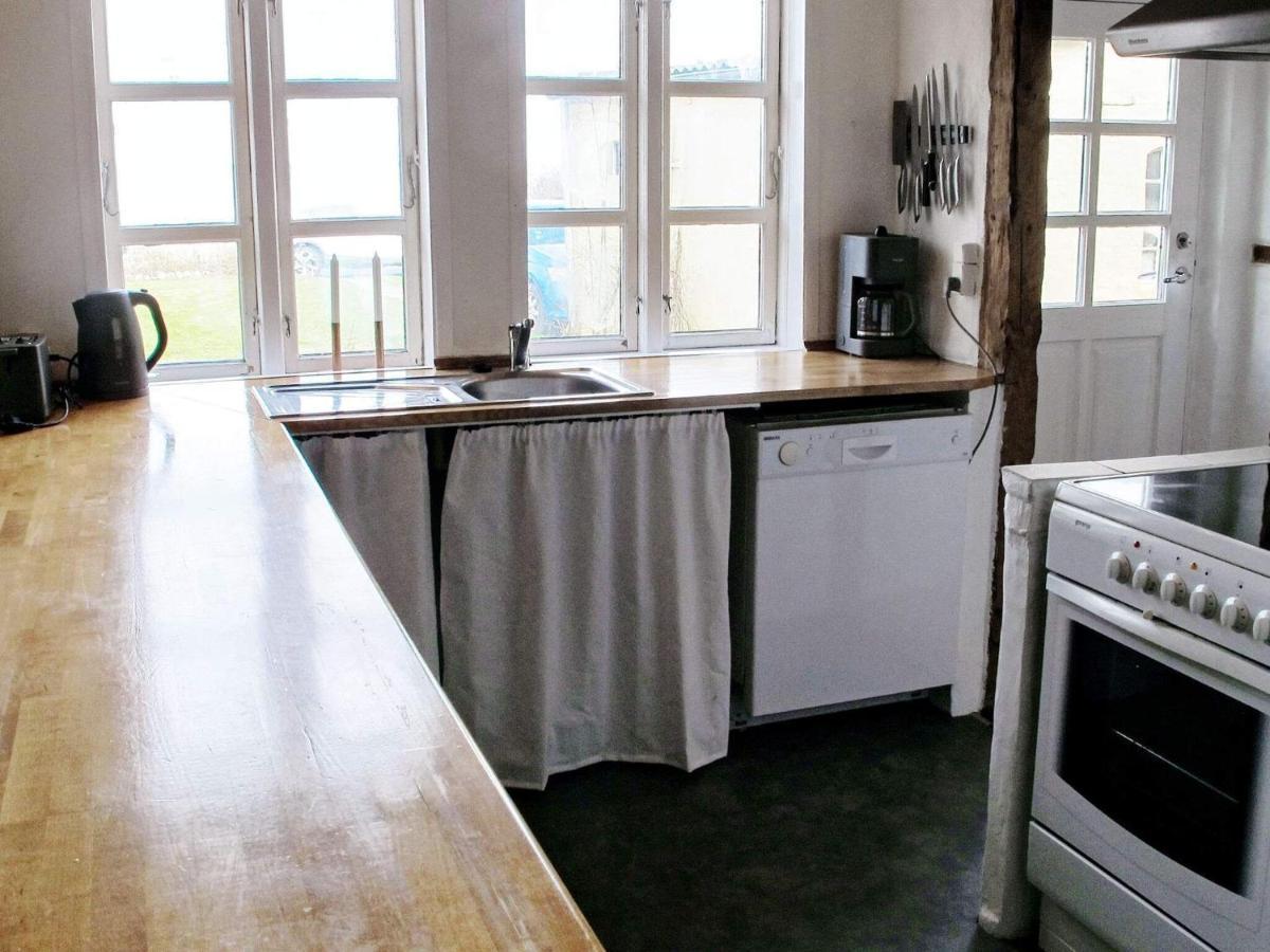 4 Person Holiday Home In Bandholm Exteriör bild