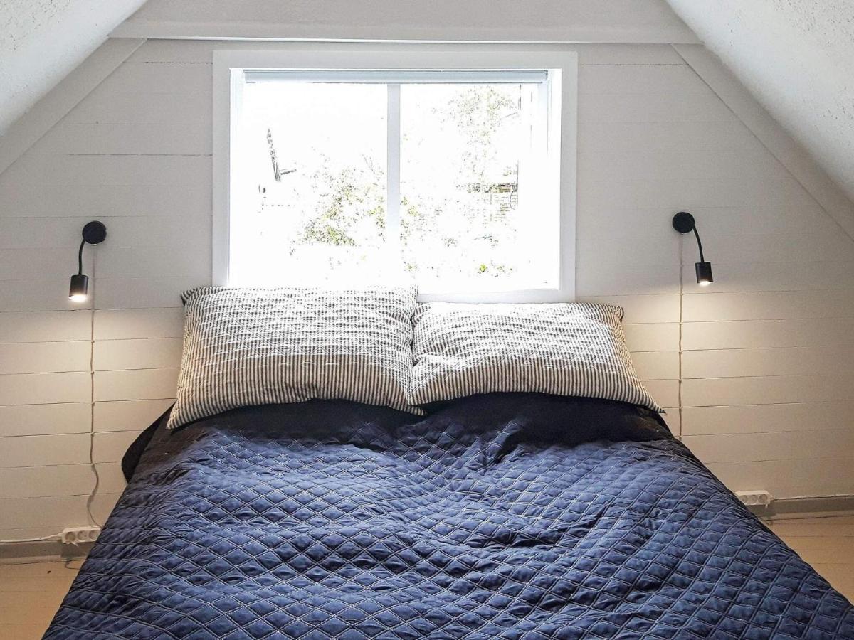 4 Person Holiday Home In Bandholm Exteriör bild