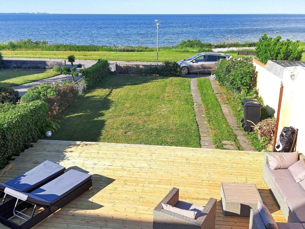 4 Person Holiday Home In Bandholm Exteriör bild